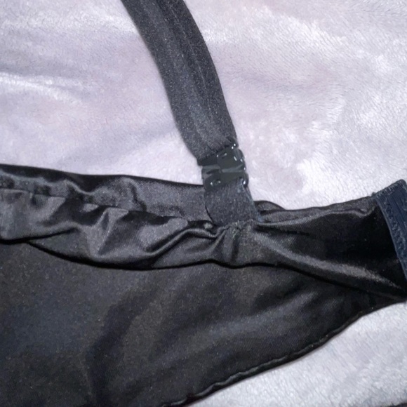 VICTORIA’S SECRET Very Sexy Push-Up Bra 34DD - Picture 6 of 8